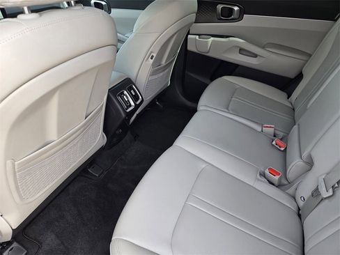 New 2025 Kia Sorento S w/ Panoramic Sunroof Package image 28