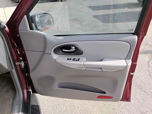 Used 2005 Chevrolet TrailBlazer EXT LT w/ Luxury Package image 14