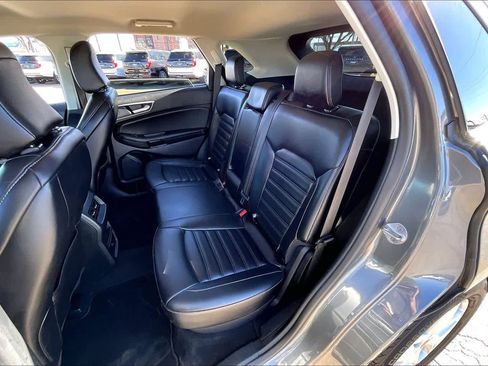 Used 2024 Ford Edge SEL image 21