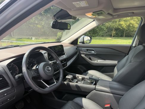 Used 2021 Nissan Rogue SL w/ Premium Package AWD/4WD image 17