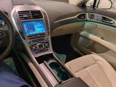 Used 2020 Lincoln MKZ Reserve w/ Elements Package image 21