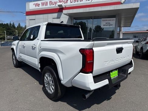 New 2025 Toyota Tacoma SR5 image 5