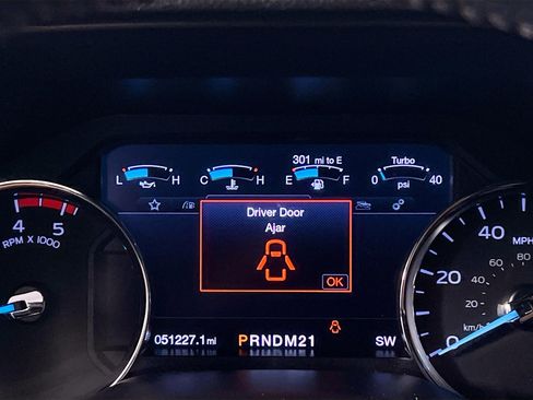 Used 2019 Ford F450 Platinum w/ Platinum Ultimate Package image 23