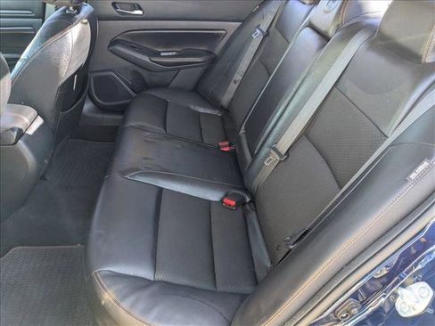 Used 2021 Nissan Altima 2.5 SR w/ SR Premium Package image 20