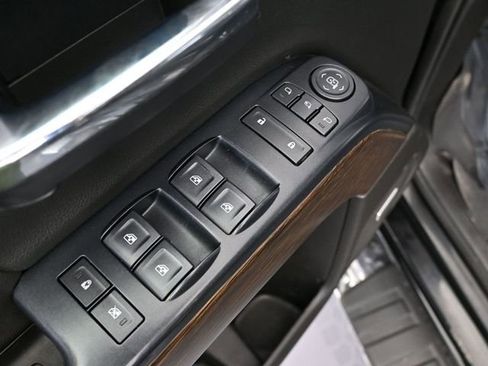 Used 2018 GMC Sierra 2500 Denali w/ Duramax Plus Package image 22