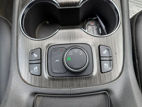 Used 2023 GMC Acadia SLT w/ Elevation Edition AWD/4WD image 21