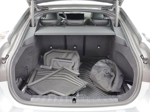 Certified 2025 BMW i4 xDrive40i image 17