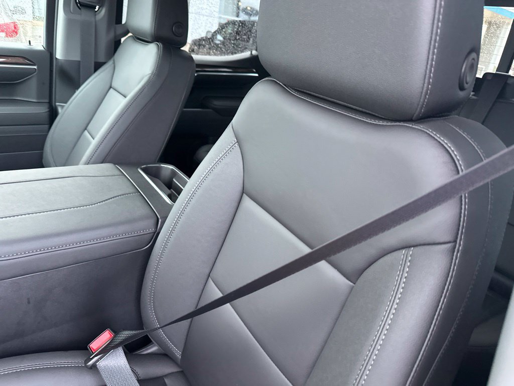 New 2026 Chevrolet Silverado 1500 RST w/ RST All Star Premium Package AWD/4WD image 3