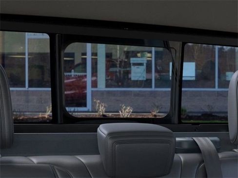 New 2025 Ford Maverick Lariat w/ Black Appearance Package image 25