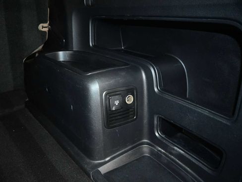 Used 2015 Toyota 4Runner SR5 Premium AWD/4WD image 28