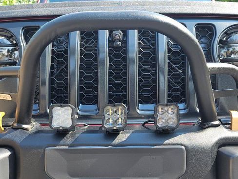 Used 2022 Jeep Wrangler Unlimited Rubicon AWD/4WD image 25