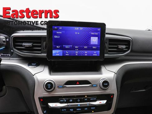 Used 2022 Ford Explorer XLT w/ Equipment Group 202A AWD/4WD image 12