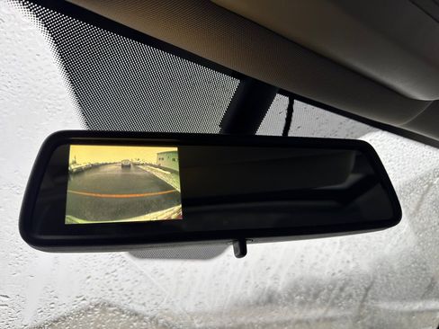 Used 2012 Chevrolet Captiva Sport LTZ image 18