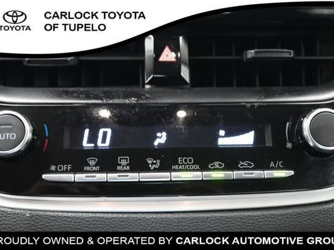Used 2025 Toyota Corolla LE FWD image 14