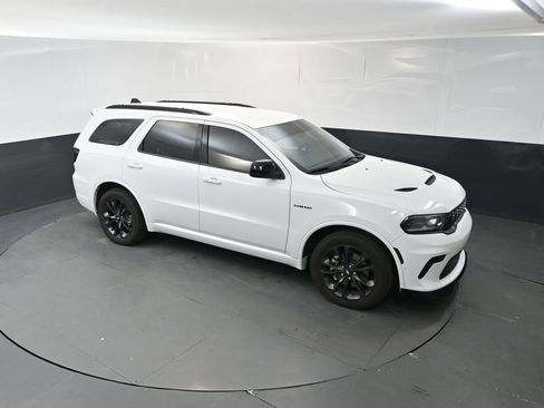 Used 2025 Dodge Durango R/T w/ Blacktop Package AWD/4WD image 33