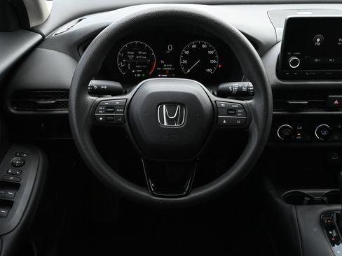Used 2023 Honda HR-V LX image 10