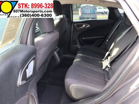 Used 2016 Chrysler 200 LX FWD image 13