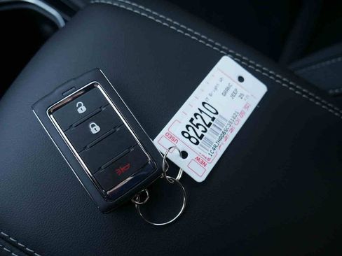 New 2025 Jeep Grand Cherokee Laredo X image 33