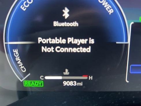 Used 2025 Toyota Sienna Limited image 13