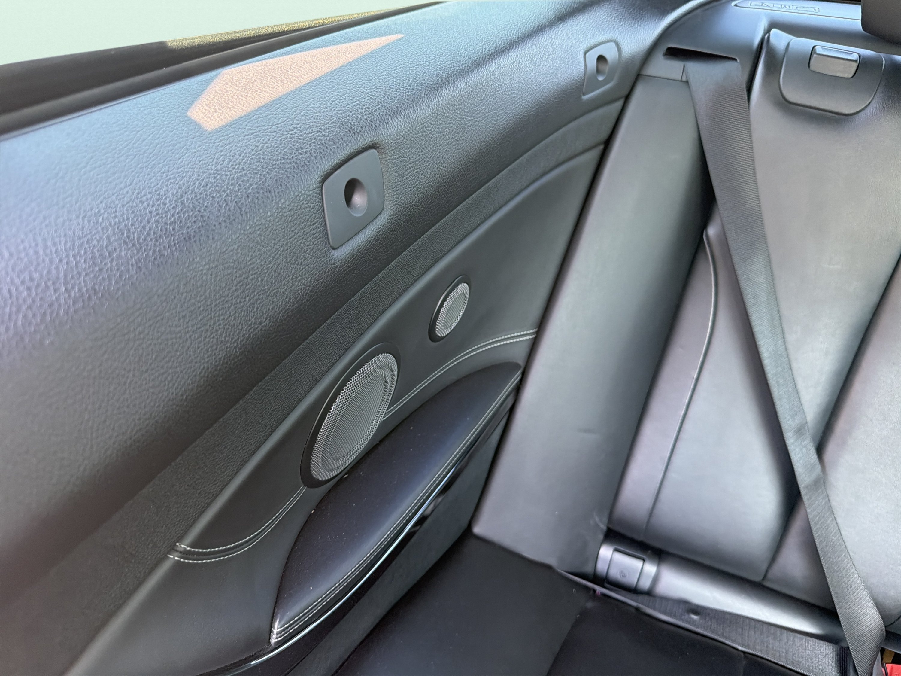 Used 2018 BMW M4 Convertible RWD image 41
