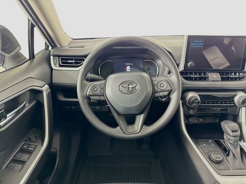 Used 2025 Toyota RAV4 XLE w/ Convenience Package image 15