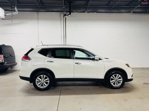 Used 2015 Nissan Rogue SV AWD/4WD image 9