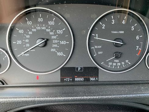Used 2014 BMW 320i xDrive Sedan AWD/4WD image 12