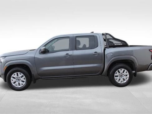 Used 2023 Nissan Frontier SV w/ SV Convenience Package image 4