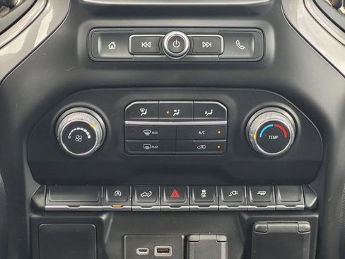 Used 2021 Chevrolet Silverado 1500 Custom RWD image 16
