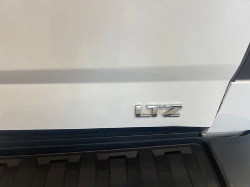 Used 2019 Chevrolet Silverado 2500 LTZ w/ Duramax Plus Package AWD/4WD image 7