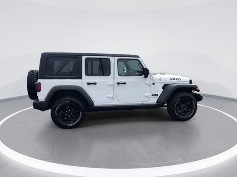 Used 2022 Jeep Wrangler Unlimited Sport AWD/4WD image 9