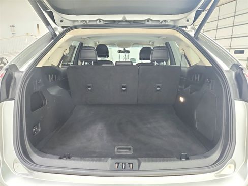 Used 2018 Ford Edge Titanium image 42