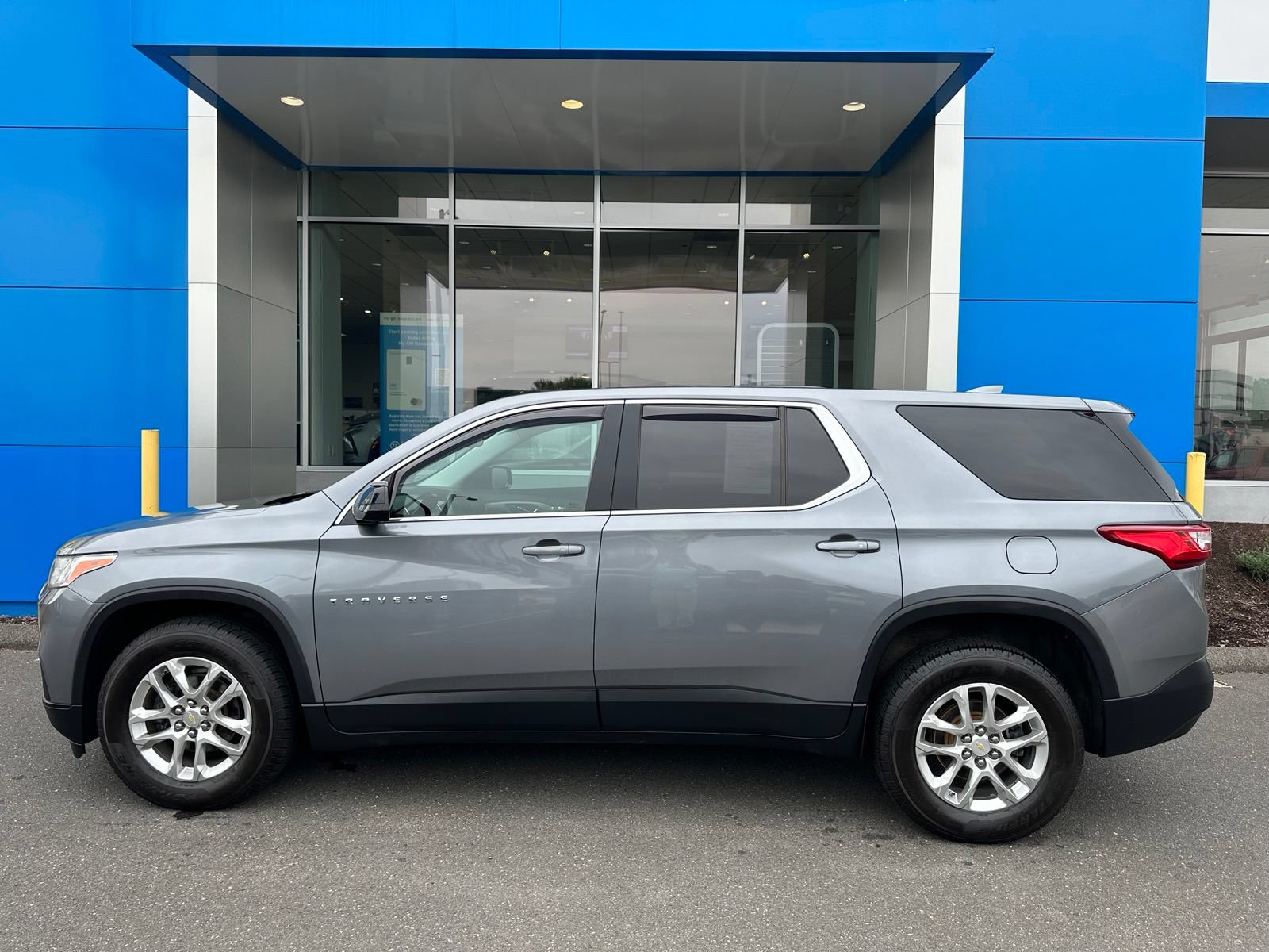 Used 2018 Chevrolet Traverse LS AWD/4WD image 10