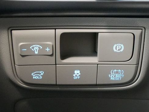 Used 2025 Hyundai Tucson Limited image 52