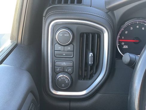 Used 2023 Chevrolet Silverado 3500 LT image 15