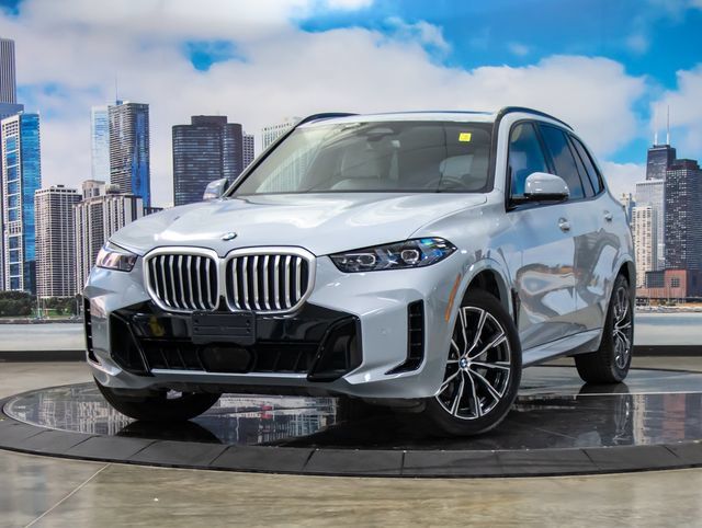 Used 2026 BMW X5 xDrive40i w/ M Sport Package AWD/4WD image 2