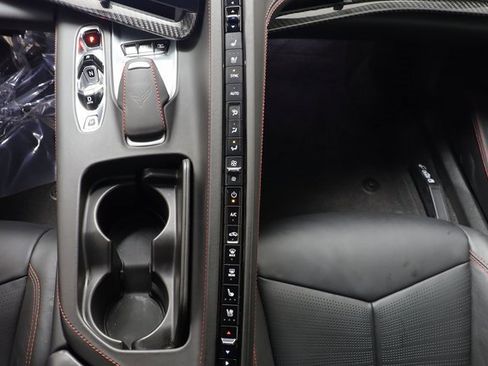 Used 2023 Chevrolet Corvette Stingray Premium Conv w/ Z51 Performance Package image 13