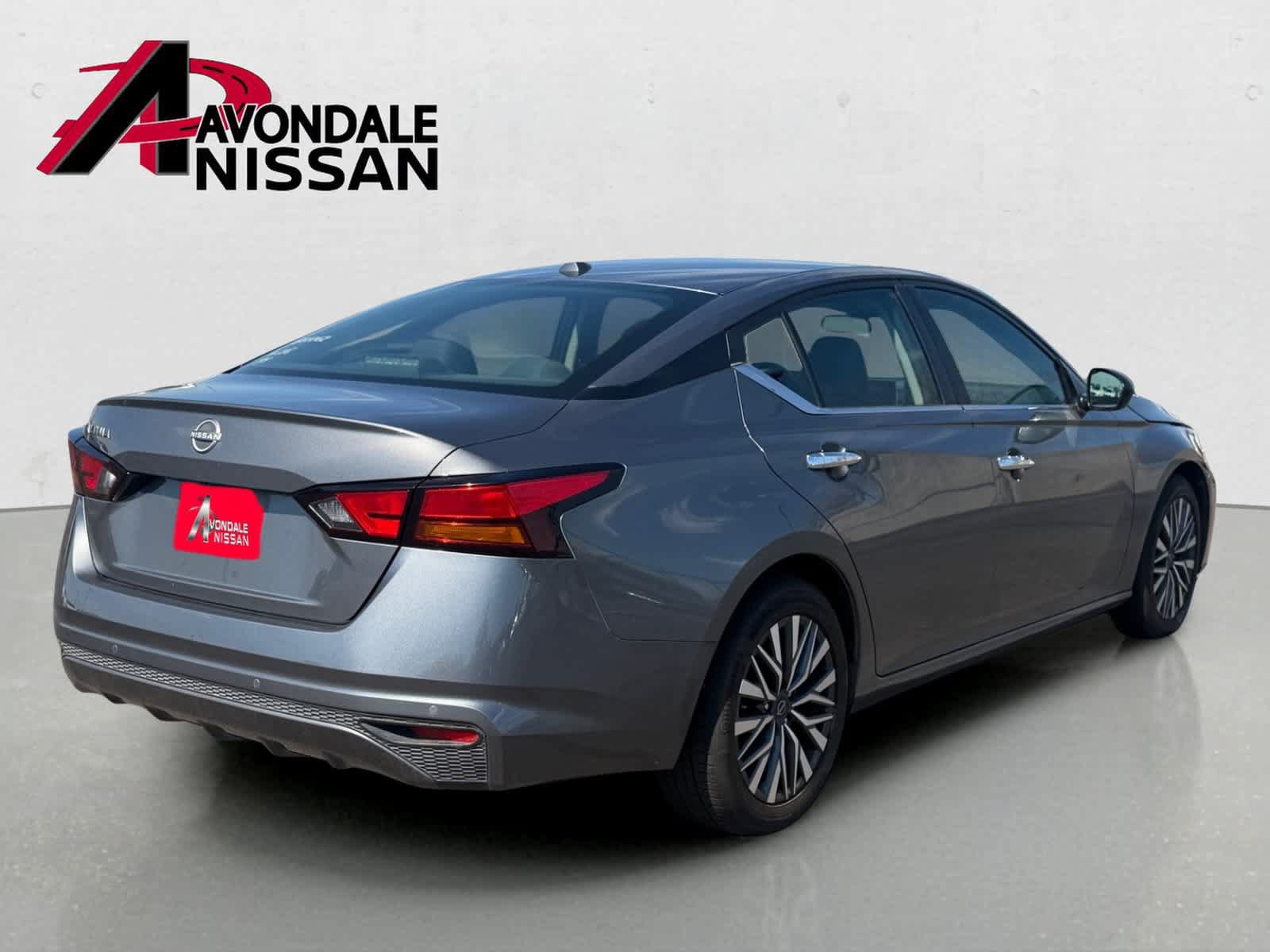 Certified 2025 Nissan Altima 2.5 SV FWD image 4