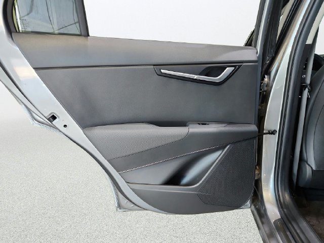 Certified 2023 Kia Niro FWD image 23