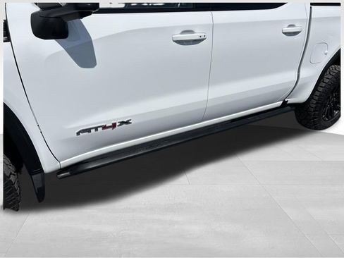 Used 2022 GMC Sierra 1500 AT4X image 11