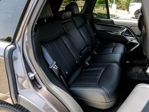 New 2026 Land Rover Range Rover SE AWD/4WD image 47