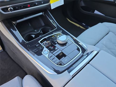 New 2026 BMW X5 M60i w/ Executive Package AWD/4WD image 29