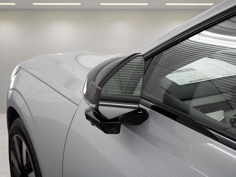 New 2025 Volvo EX90 Ultra image 10