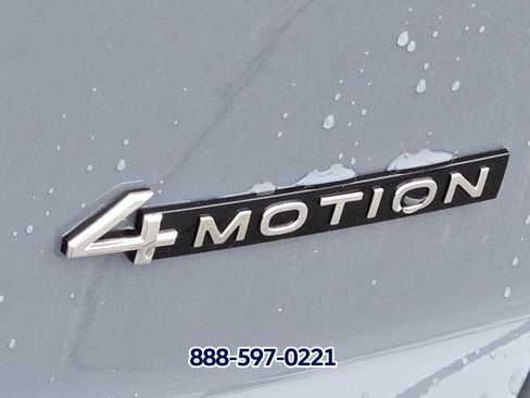 New 2026 Volkswagen Atlas Cross Sport SEL R-Line image 12