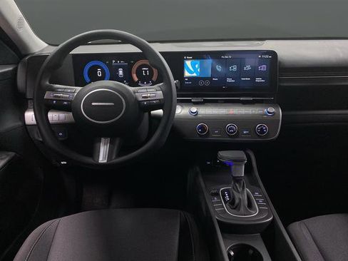 New 2026 Hyundai Kona SE image 5
