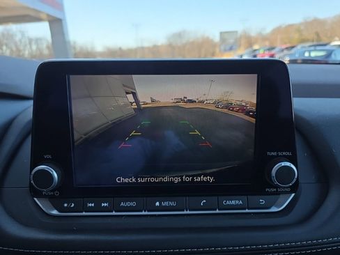 Certified 2023 Nissan Rogue S image 22