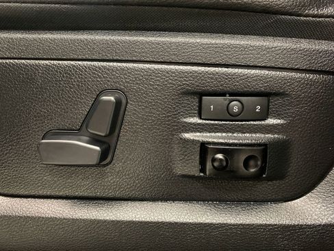 Used 2017 RAM 1500 Laramie w/ Convenience Group RWD image 5