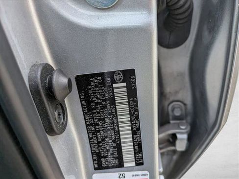 Used 2021 Toyota Camry SE image 15