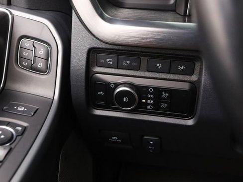 Certified 2024 Ford F350 Lariat w/ Lariat Ultimate Package image 21