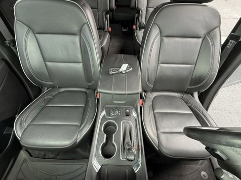 Used 2020 Chevrolet Traverse High Country image 20